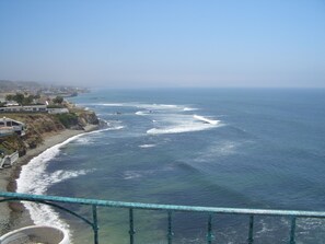 Vista para praia/oceano