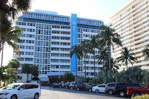 Ocean Manor Beach Resort