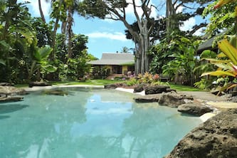 Resort-like, Beach-side Kailua Lanikai, Pool, AC, WiFi, Kayaks, 50% DISCOUNTS