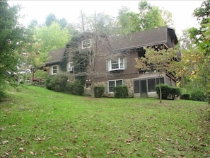 The Wheeler-Farley House - North Side Yard View