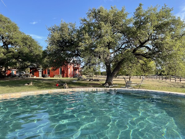 Relax and refresh at Rancho de Vida!