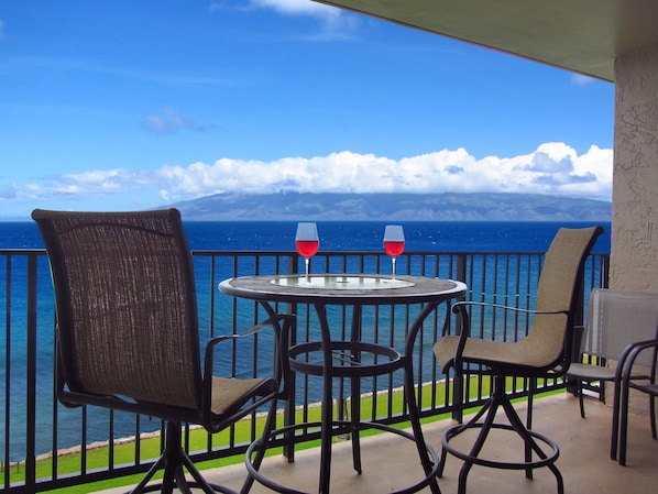 Amazing Views of Molokai and Lanai!