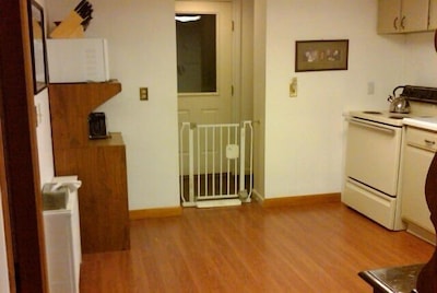 SEM-PVT APT NEXT TO WEST POINT & BEAR MT STATE PARK; LESS THAN 50 MILES TO NYC