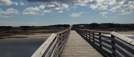 The footbridge to beautiful Footbridge Beach