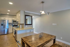 Interior | Dining Area & Kitchen