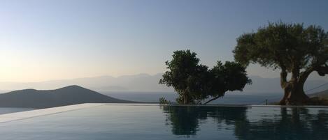 Panoramic view of the Mirabello bay from the overflow swimming pool.