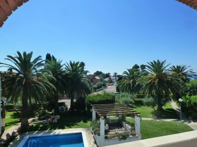 Apartamento a 100m de la playa  ( HUTT 005840)