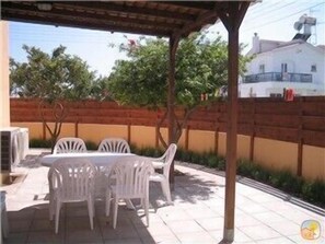 Choose your sitting area for lunch or dinner