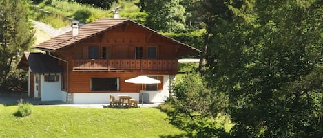 Chalet Pomme de Pin