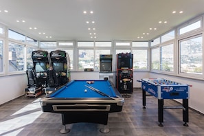 Game room