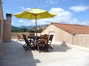Terrace / Balcony