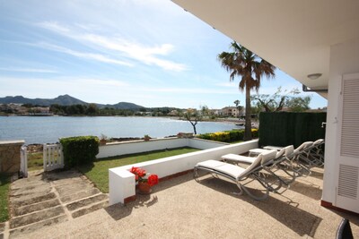 Ideal house for families. Rest and relaxation, with terraces to the sea.