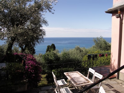 Magníficas vistas al mar - desde una encantadora casa de vacaciones 