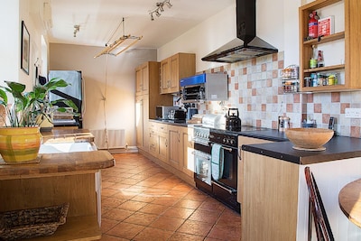 Large Period House In Edale, Peak District, Derbyshire, England