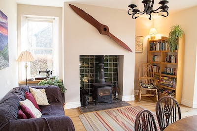 Large Period House In Edale, Peak District, Derbyshire, England