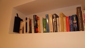 Livres en français et en anglais à votre disposition