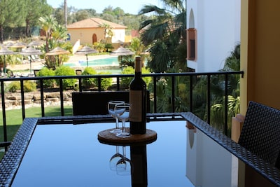  Luxury 3 bed, 2 bath Apartment, Jardim da Meia Praia 24584 / AL