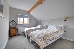 Twin Bedroom