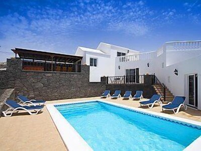 Luxus 4-Bett-Villa mit Jacuzzi, privatem Pool und kostenlosem WLAN