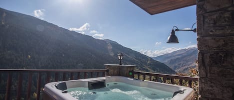 Jacuzzi with View