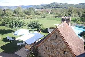 vue d'ensemble terrasse ,espaces verts