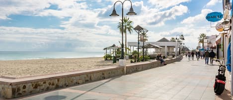 Strand
