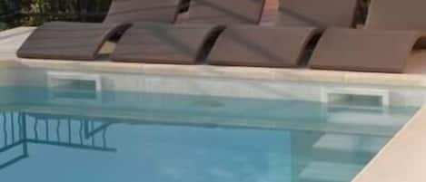 Espace Piscine. Bain eau salée.