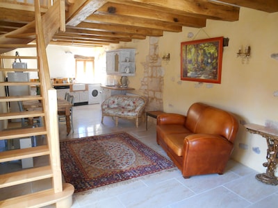 Idyllic Gite with private court-yard,tucked away in the hamlet of Malmussou Haut