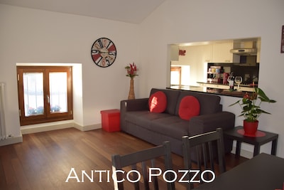 Antico Pozzo Apartment- historical centre- free wi-fi and car park