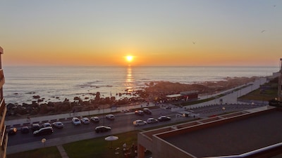 Apartamento en primera línea de playa con 3 habitaciones. Fabulosa vista sobre el mar.