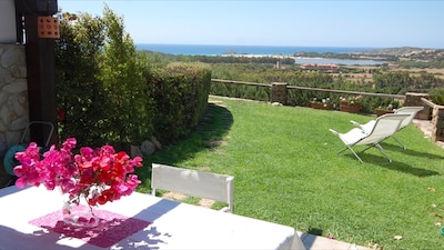spectacular sea view, house suitable for families and couples, pets allowed