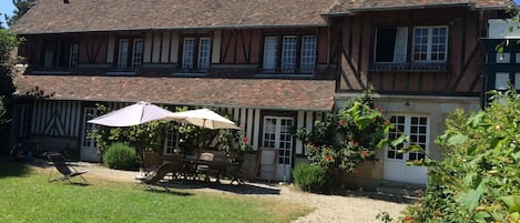 Grande maison familiale Ă 300m de la plage
