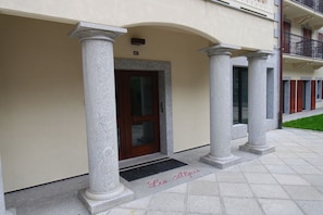 Building's entrance