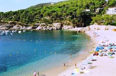 Tamariu A, two steps from the beach with an amazing solarium