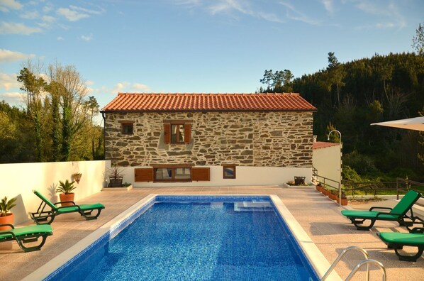  Private house, exclusively for your use 
.Casa privada,exclusivamente sua.
