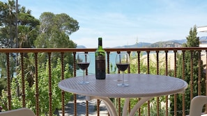 Terrasse avec vue sur la mer