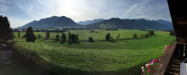 Panoramablick vom Balkon