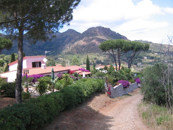 Haus mit Blick auf die Berge