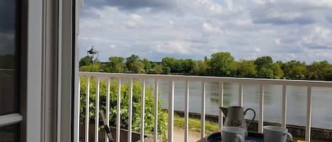 balcon 2 personnes
pleine vue Loire