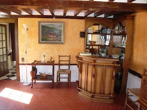 Salon-bar