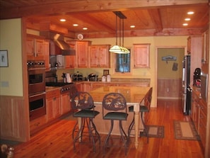 Very spacious kitchen allows 3 - 5 to cook simultaneously.  Viking appliances.