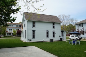 Back of house - drive way is on Spear Street.