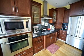 Gourmet Kitchen