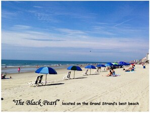 Beautiful wide beach!