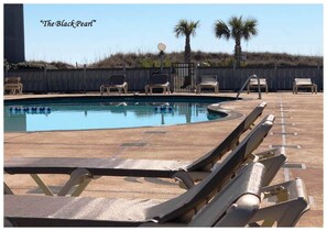 Very nice relaxing pool area!