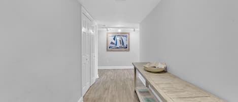 Entryway - Welcome to Destin Towers 141!!