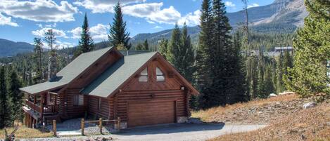 White Otter Cabin, Exterior, 3