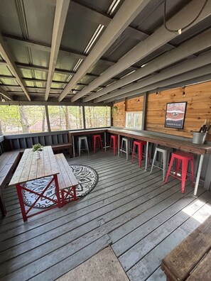 Lots of outdoor seating!