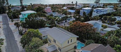 5 Houses From the Beach