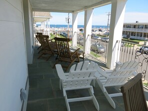 2nd Floor Deck 